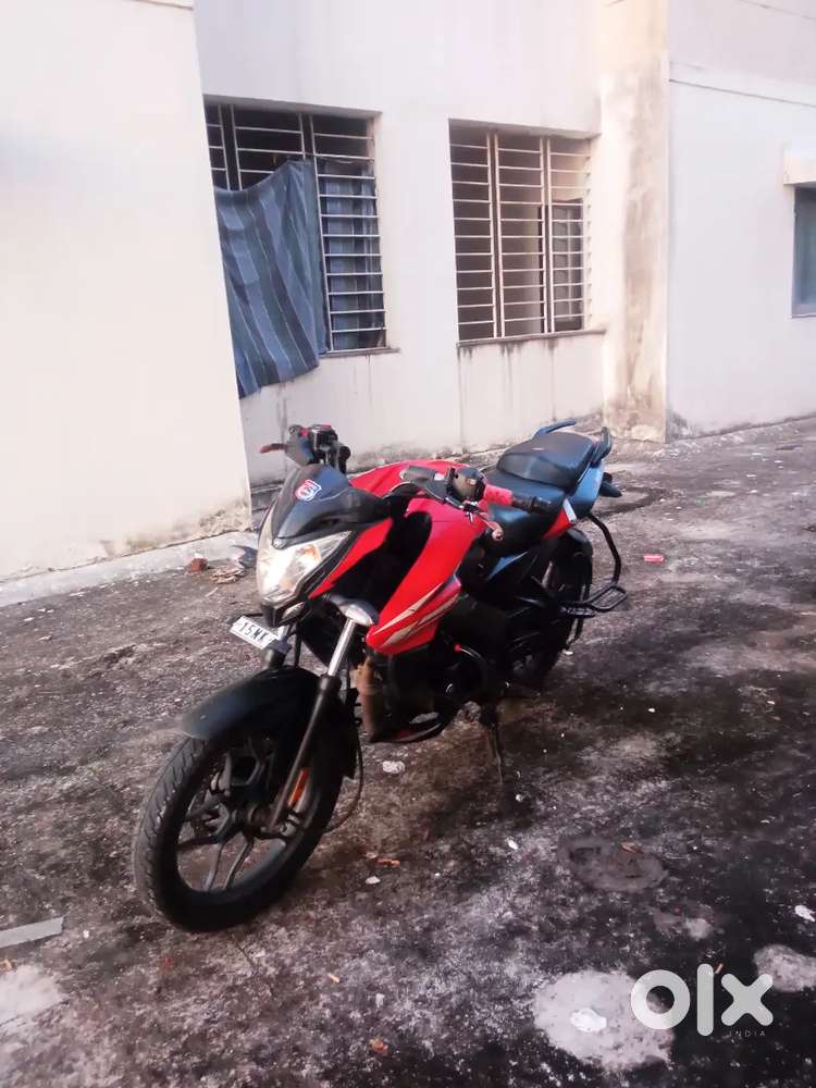 Pulsar NS 125