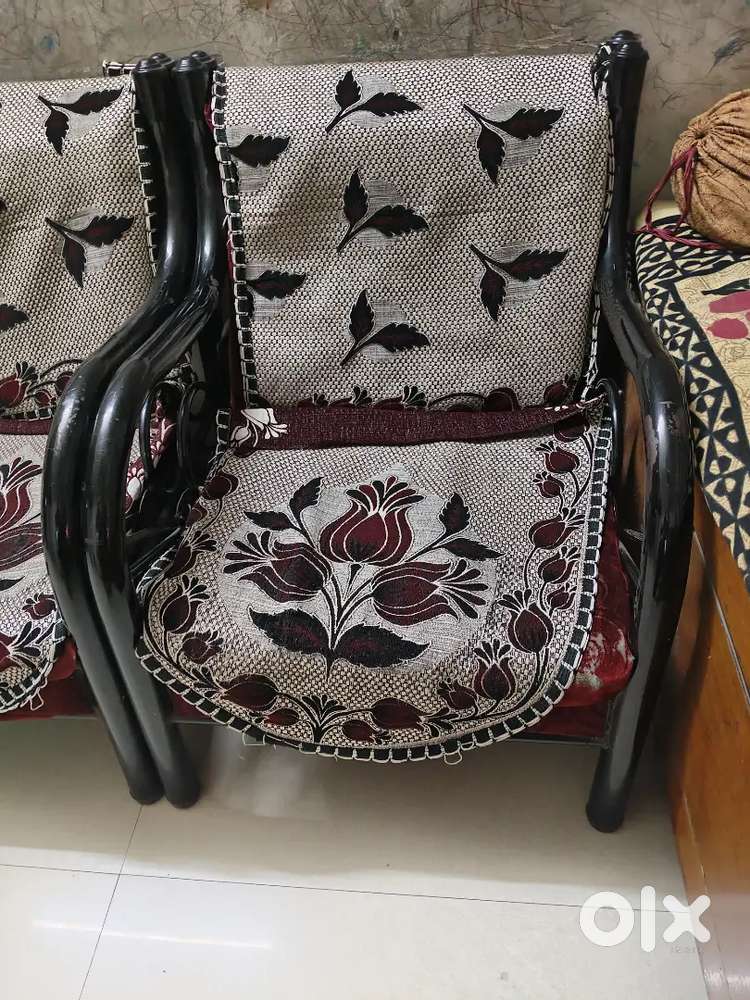 Sofa Set Good Condition