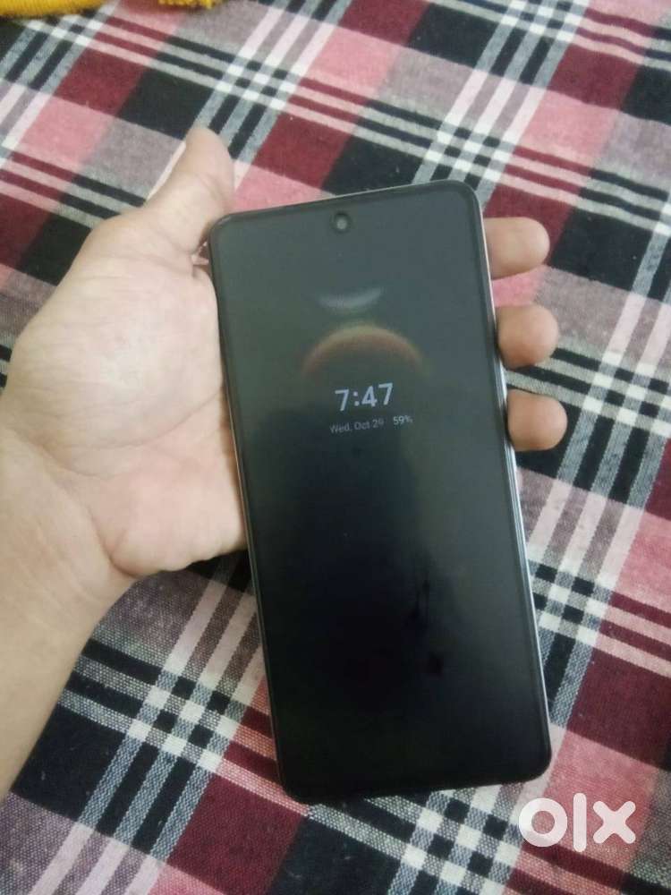 Iqqo z10x 5g urgent sell  fast please