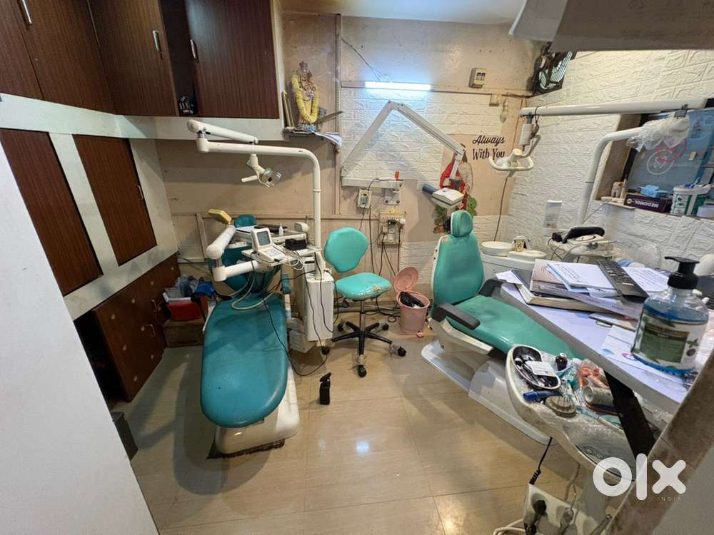 Junior dentist