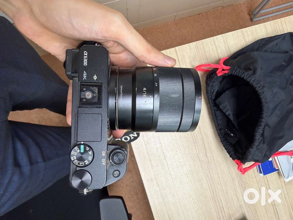 Sony a6300 w/ FE 16/70 F4 Lens