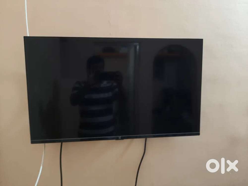 One Plus Tv-32 inch
