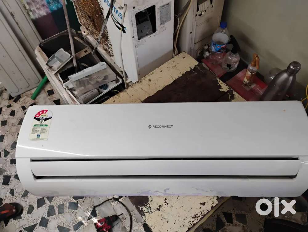 Only 3 year old INVERTER AC 18000
