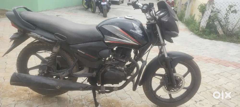 HONDA SHINE; MODEL 2014; SELF STARTER ALLOY WHEEL FRONT DISCBRAKE; BS3