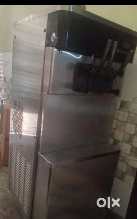 Softy ice cream machine