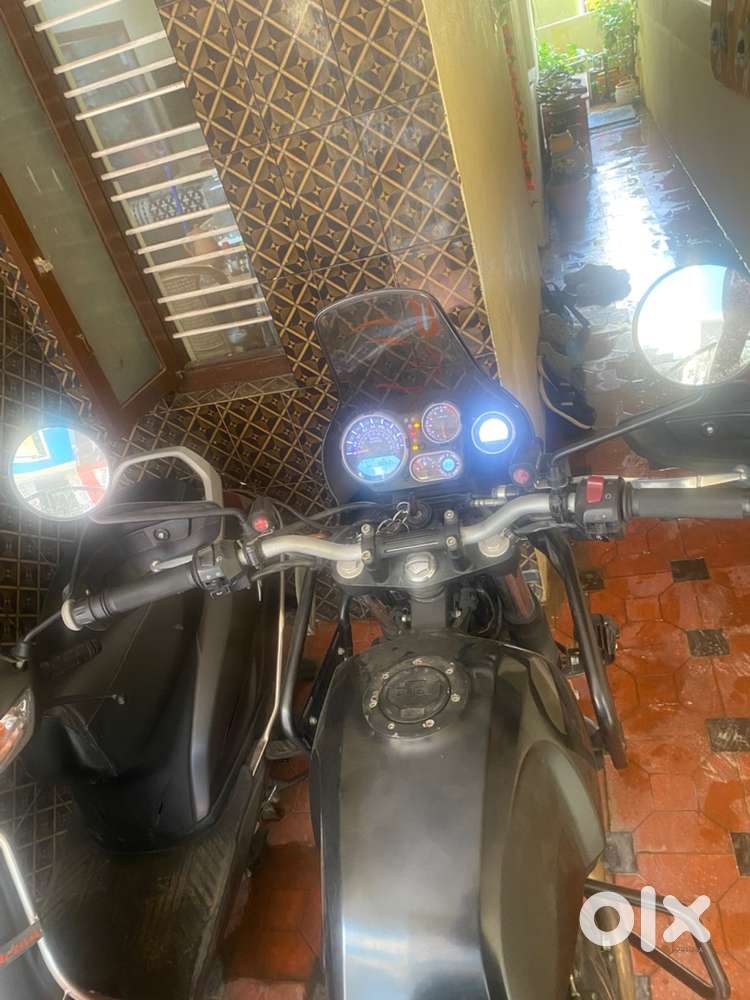 2022 model bs 4 both wheel abs equipped