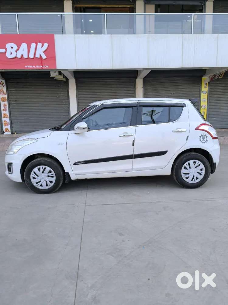 Maruti Suzuki Swift 2015 CNG & Hybrids 89000 Km Driven