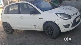 Ford Figo 2011 Diesel 125000 Km Driven