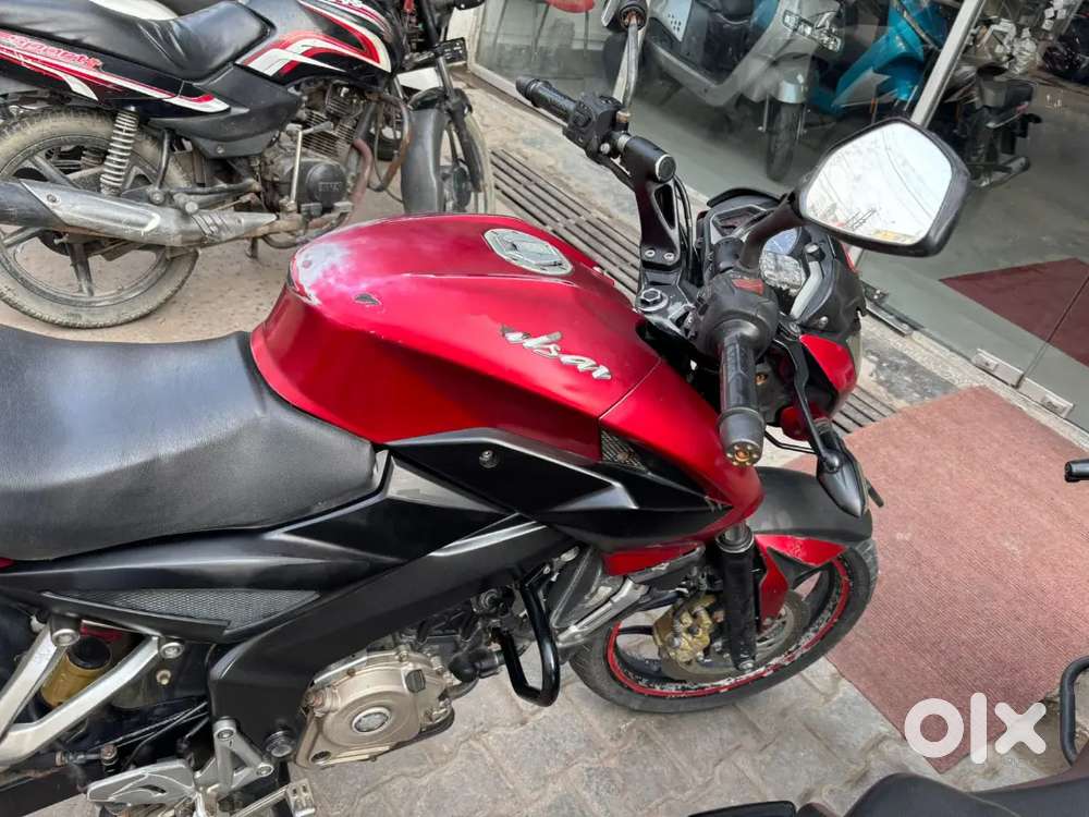 Pulsar Ns 200