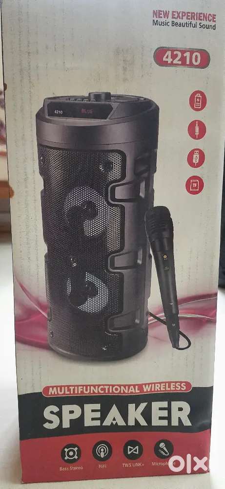 Wireless Bluetooth tower speakers