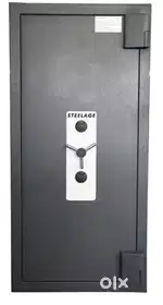 Safety locker steelage