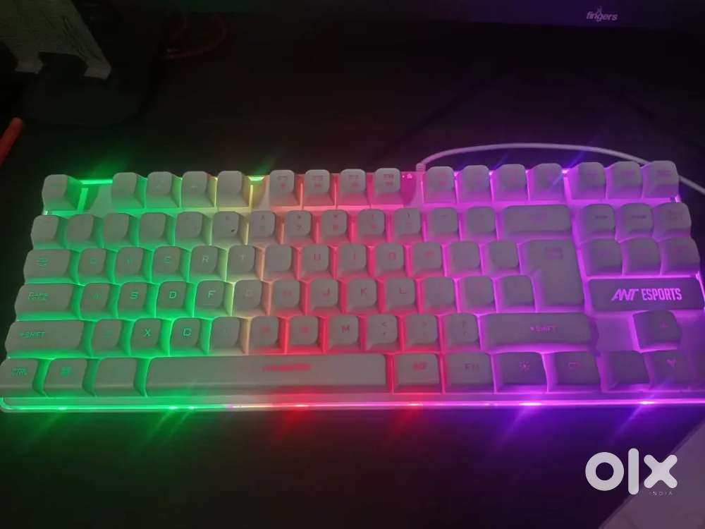 I'm selling my new RGB membrane keyboard /10 october ko hee lia ha new