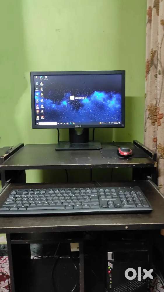 Computer with table