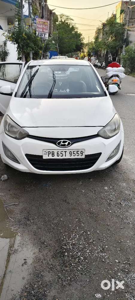 Hyundai i20 2013 Diesel 90000 Km Driven