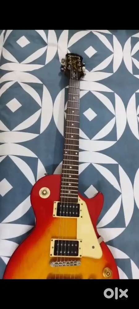 Epiphone Guitar,Line6 Amp,Zoom processor
