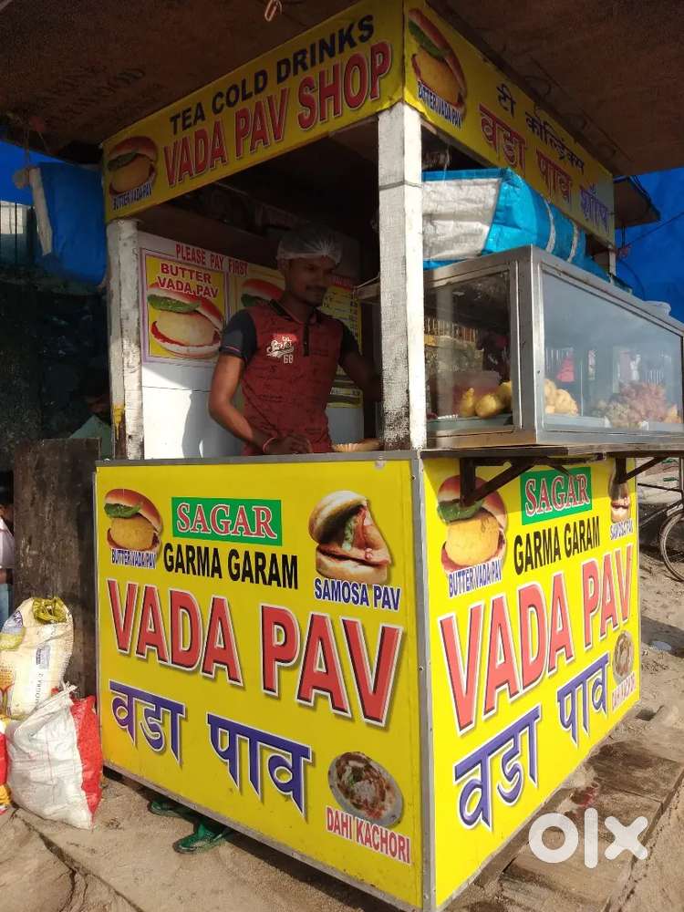 Helper for Vada Pav Stall