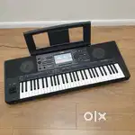 Yamaha PSR-SX900 Workstation Keyboard