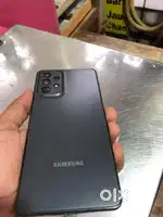 New phone hai bas screen pr line Ari hai