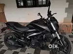 BAJAJ DOMINAR