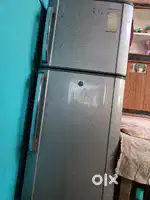 SAMSUNG FRIDGE 2 DOOR 7 YRS