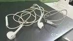 Apple original earphone @300
