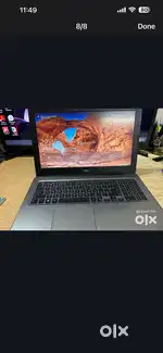 Dell inpiron 5567  / 12 GB / i3 proccesor.