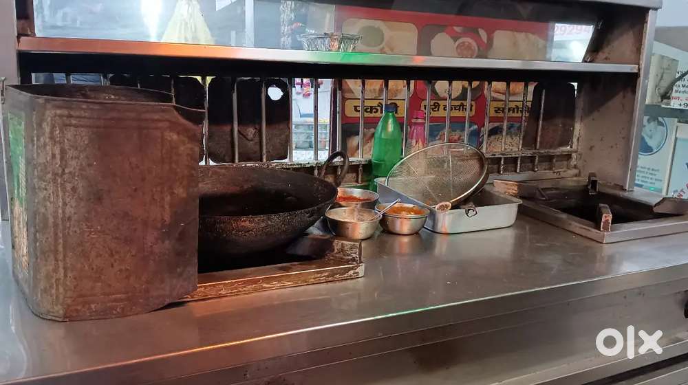 All reasturent saman, urjent sale krna h,