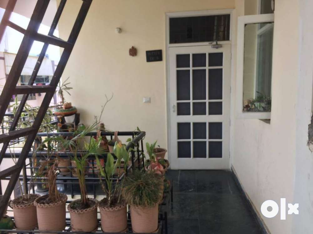 3BHK SPACIOUS EAST FACING READY TO MOOVE @49 LAC