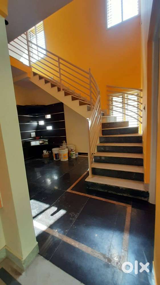 Semi-Furnished 3BHK Independent House for Lease in Banashankari