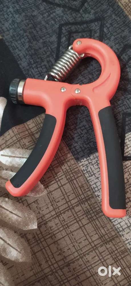 Hand griper