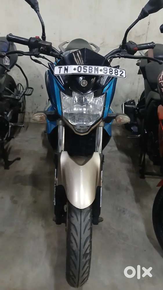 YAMAHA  FZS TN05BM9882