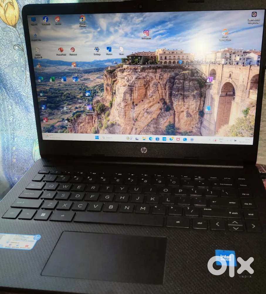 “Like New HP Laptop – 6 Months Old, Original Price ₹30,000”