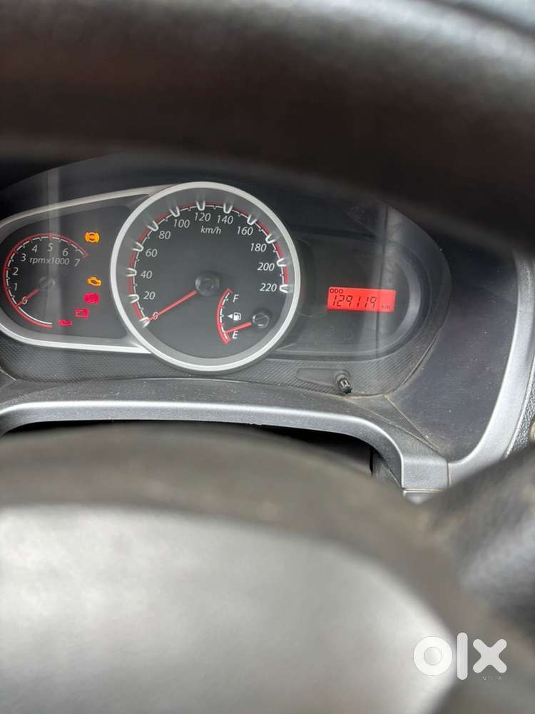 Ford Figo 2010 Petrol 129000 Km Driven, Tax paid till 2030.