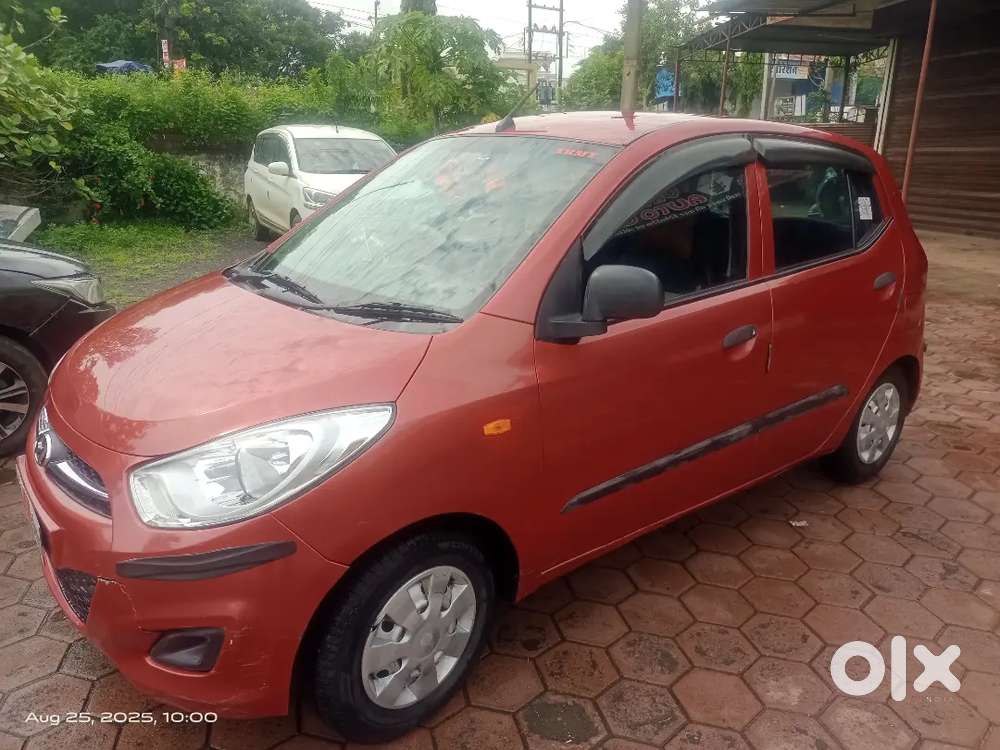 Hyundai i10 2011 Petrol 52000 Km Driven