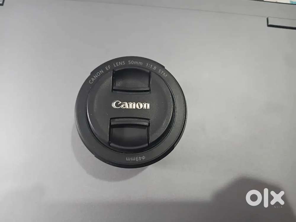 Canon EF 50 mm f/1.8 STM