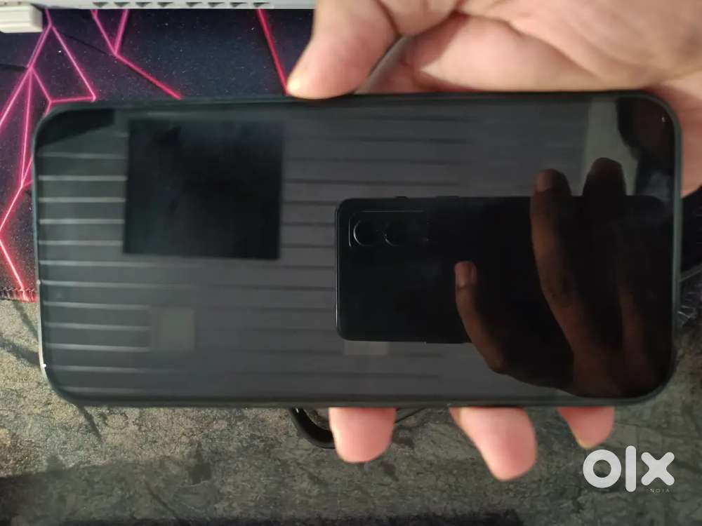 iPhone 14 plus 8 month use no scratches no damage 88% Battery Health