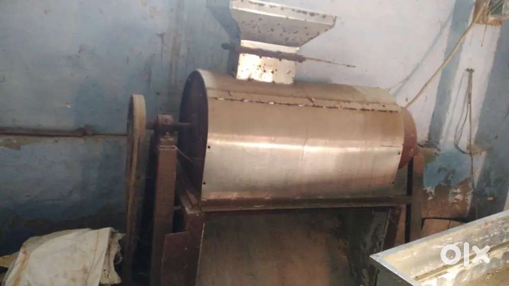Detergent powder plant machine