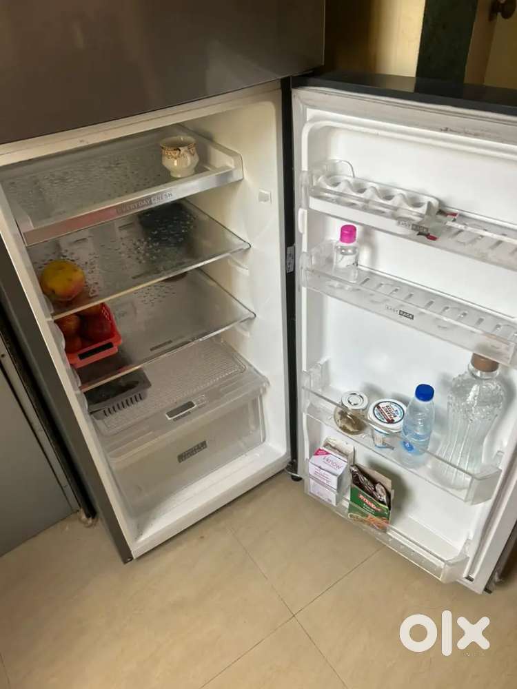 I want to sell my whirlpool fridge not colling working condition