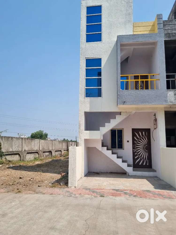 Ever villa row house Sayan velanja road