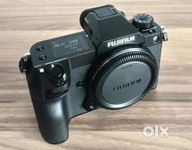 Fujifilm Fuji GFX100s Medium Format Camera, MINT CONDITION
