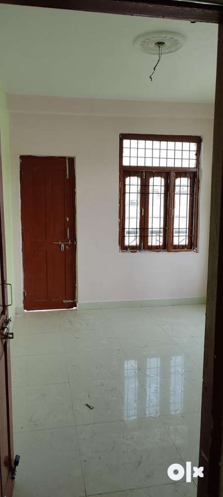 2BHK FLAT AVAILABLE FOR RENT IN KUSUMPURAM COLONY NEAR GOLA ROAD