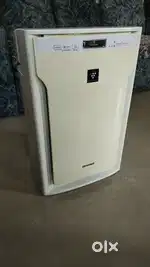 Sharp Air Purifier Model FU-A80E-W (White)