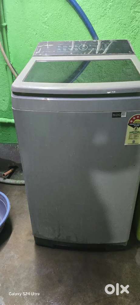 A good condition washing machin ready to sell