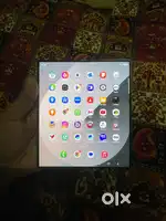 Samsung Fold 6. 256gb. white dot on display. in warranty