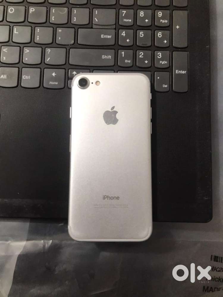 apple iPhone 7 Silver