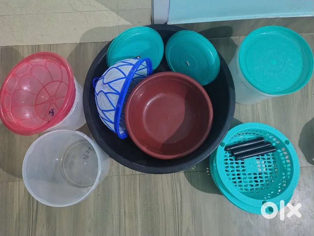 Stove & Plastic Kitchen Essentials and Racks