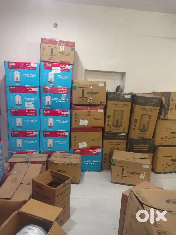 hindwere chrompton bajaj orient ao smith usha flate 50%off