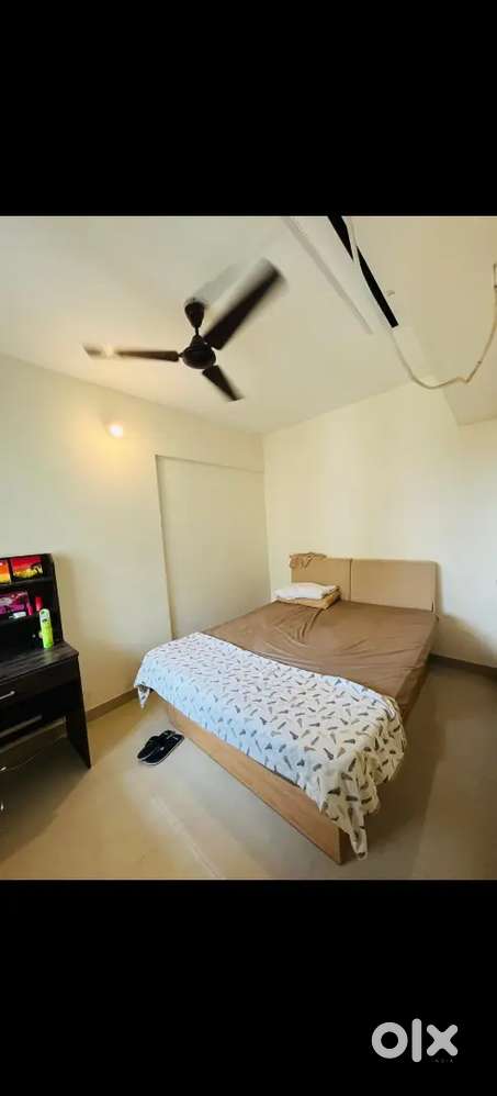 1 BHK Fully Furnished Flat Fir Rent 12 K In Crown Taloja