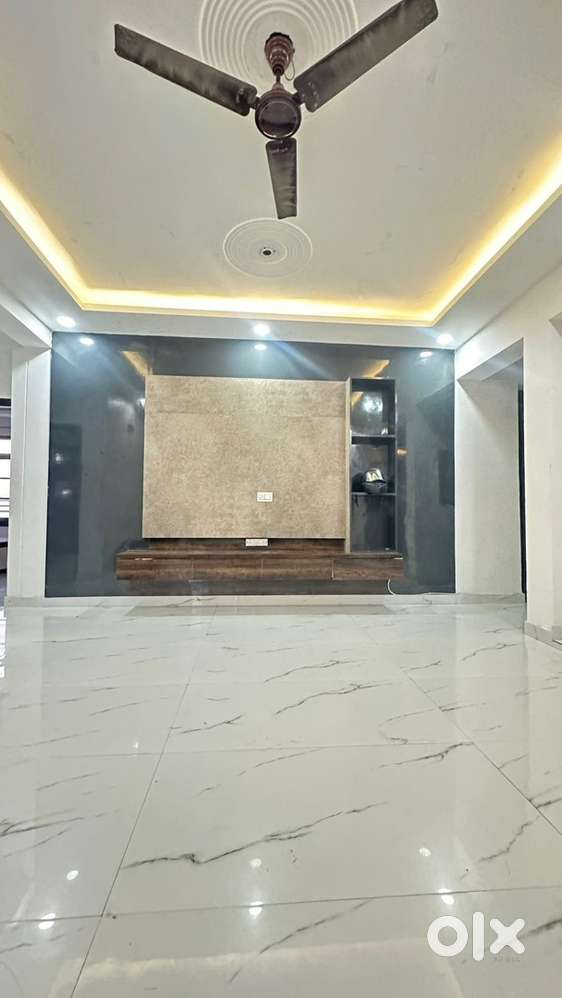 Fully furnished Flat Ready to Move