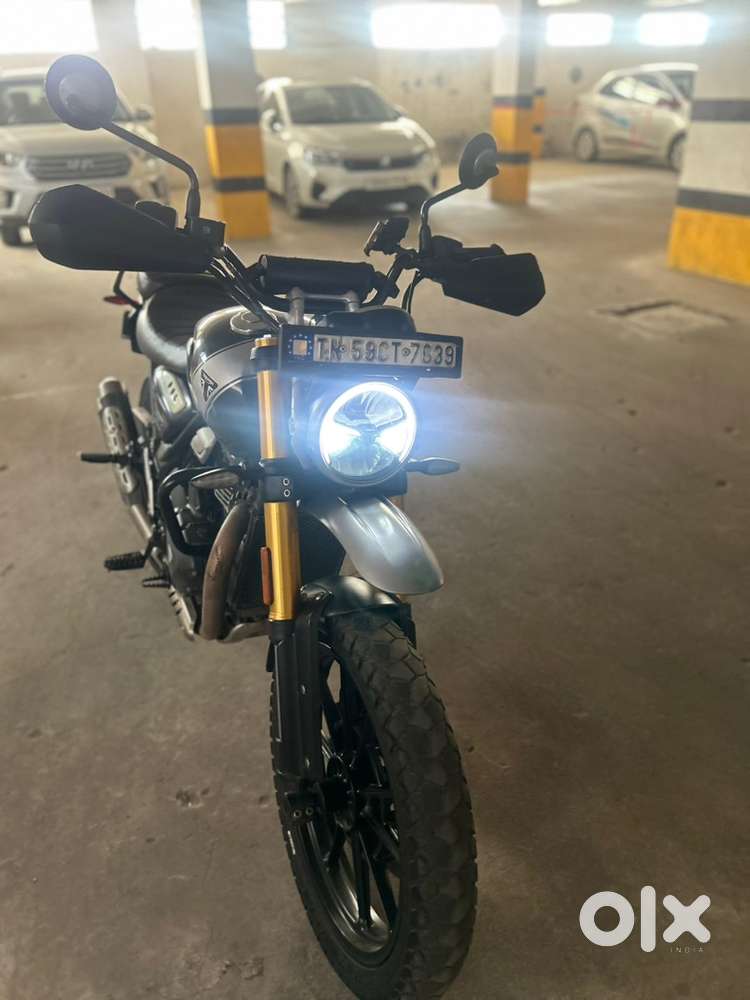 Triumph Scrambler 400x